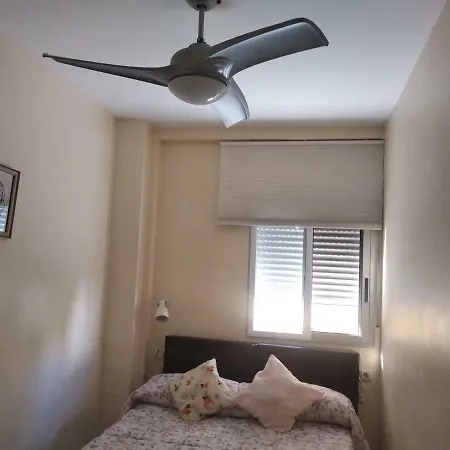 Piso Comodo Para Familias Аликанте
